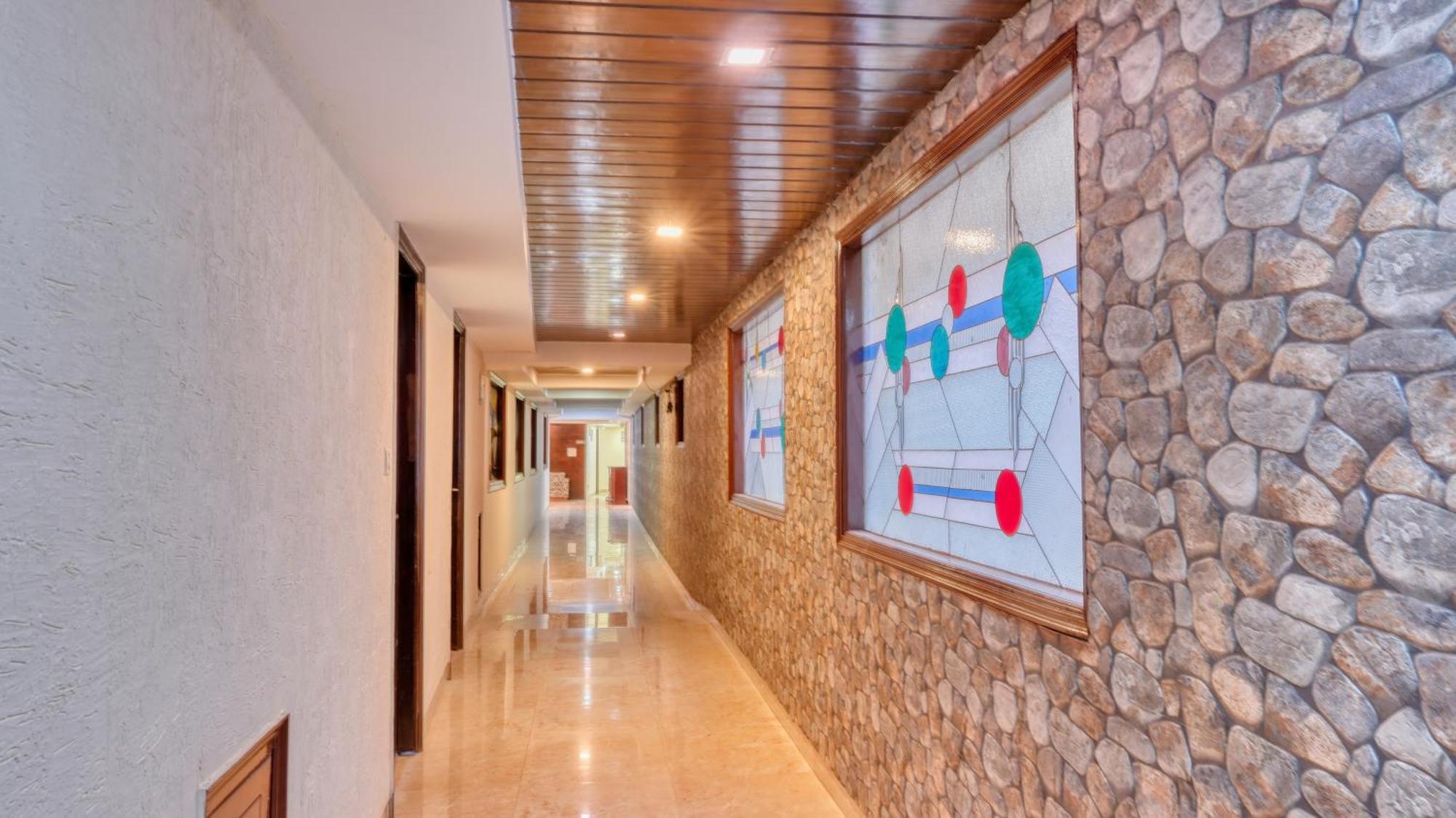 Basera Hotel 穆索里 外观 照片