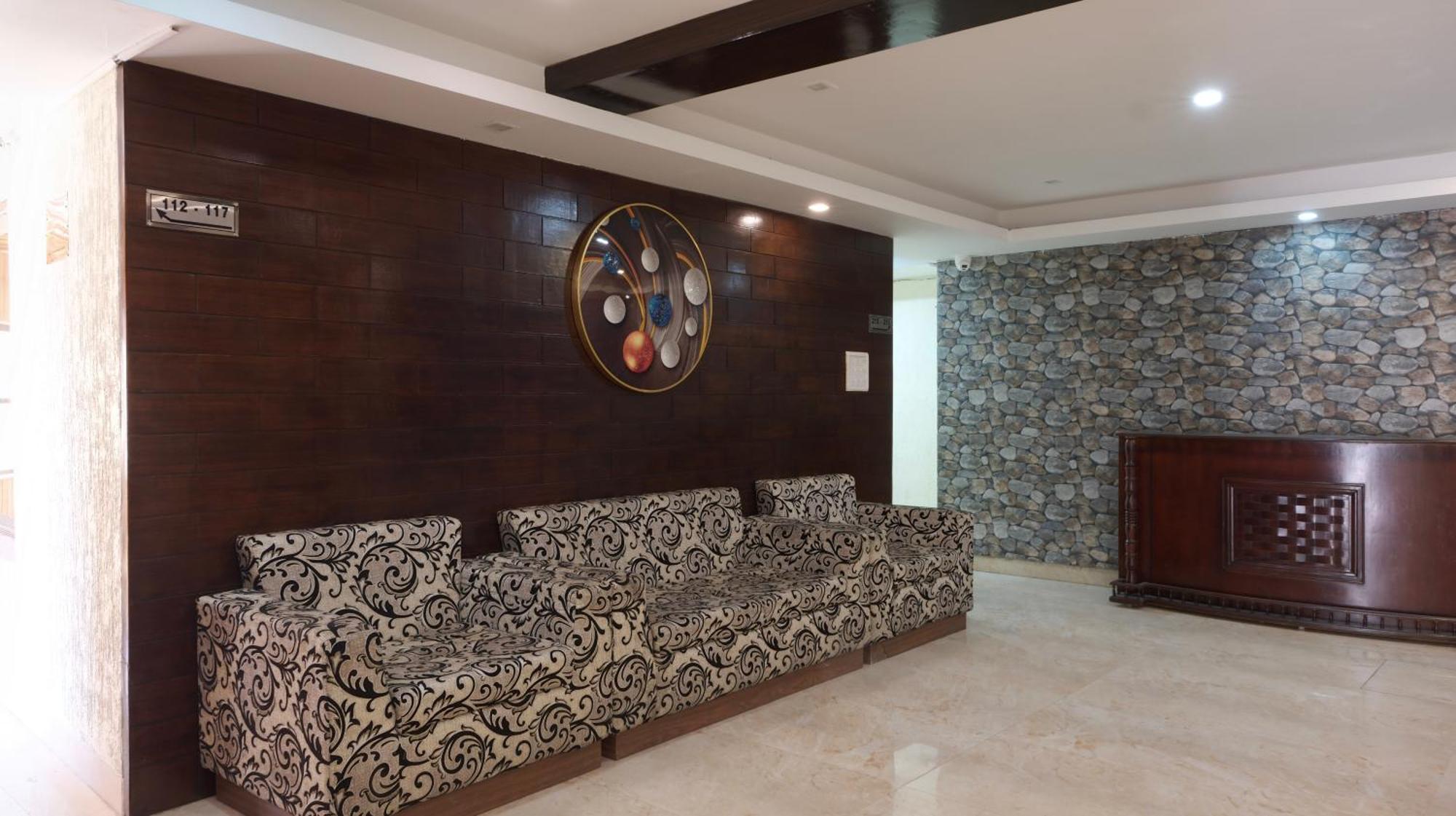 Basera Hotel 穆索里 外观 照片