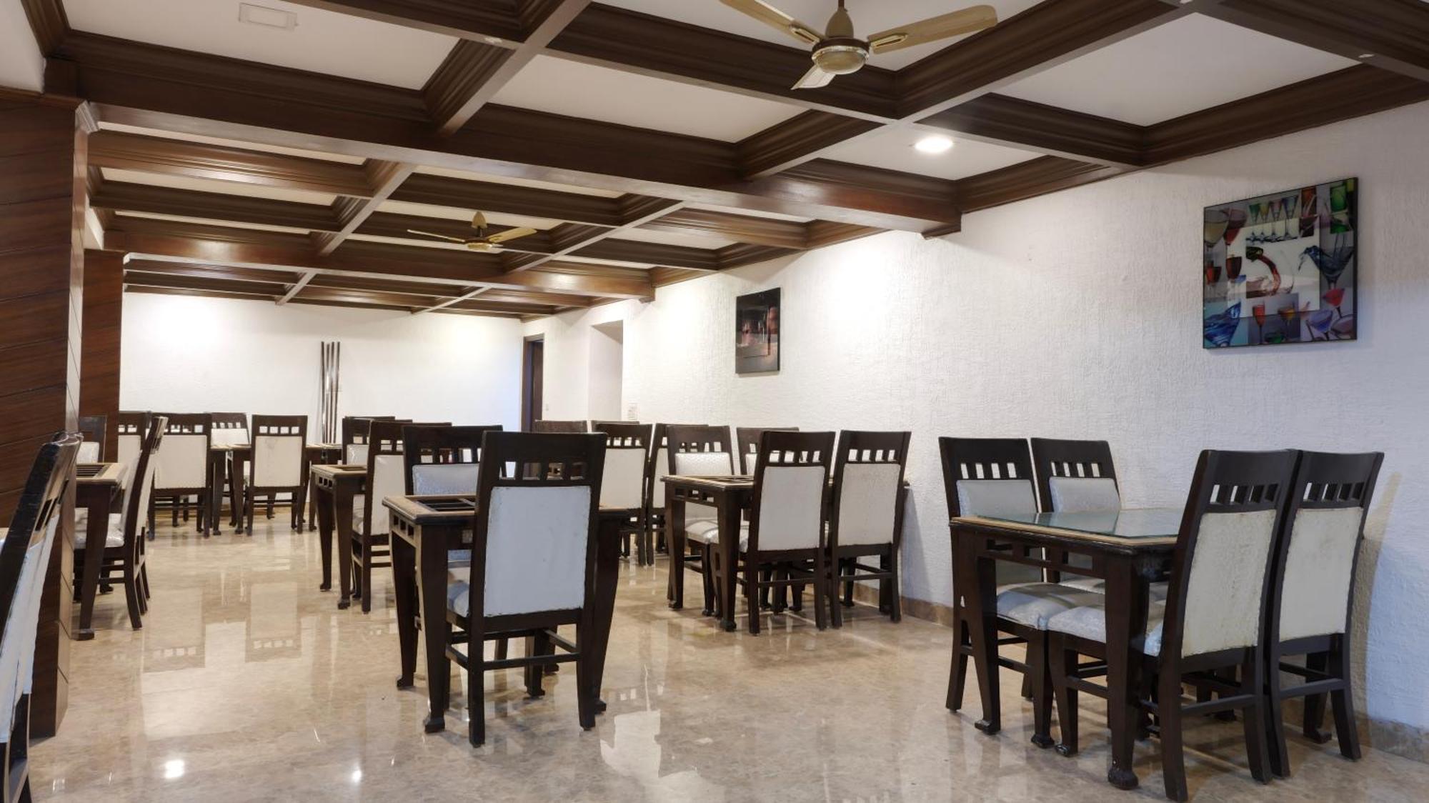 Basera Hotel 穆索里 外观 照片